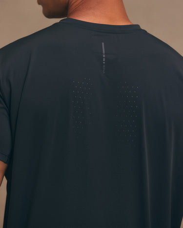 Surge Tee | Black -Performance Top
