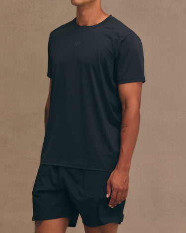 Surge Tee | Black -Performance Top